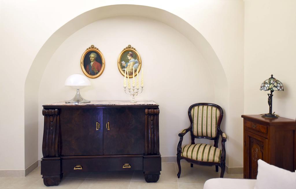 Antica Dimora Storica La Finestra Sul Campanile Villa Matera Exterior photo