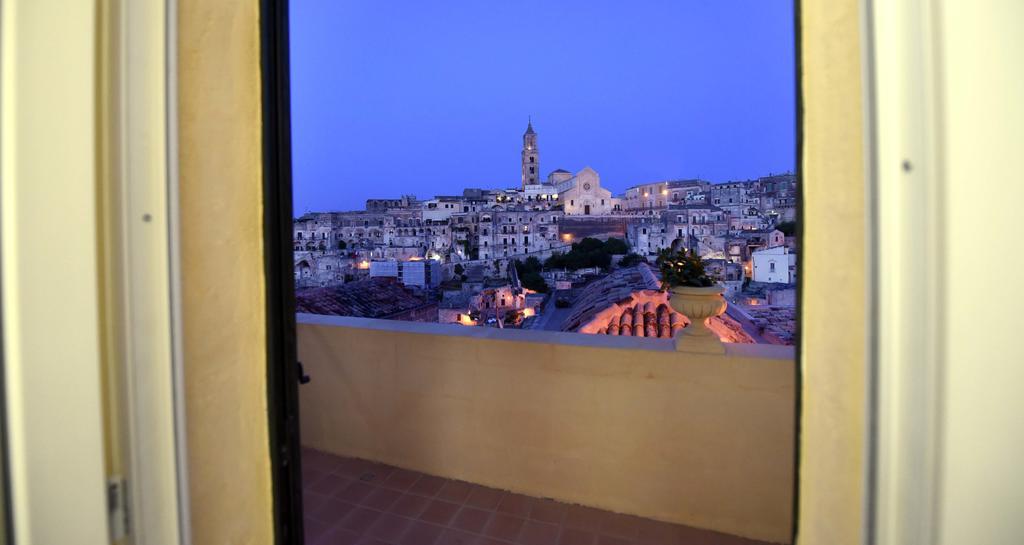 Antica Dimora Storica La Finestra Sul Campanile Villa Matera Exterior photo