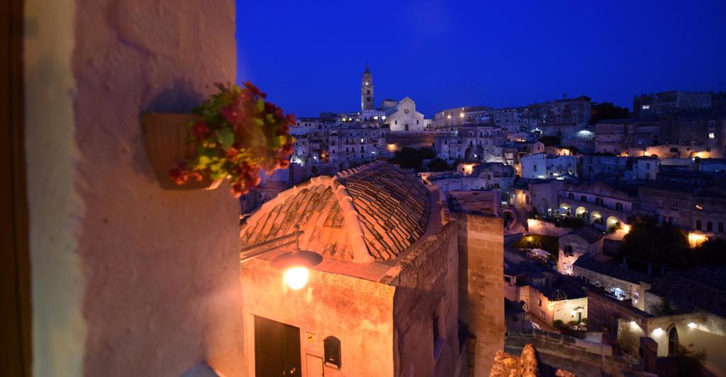 Antica Dimora Storica La Finestra Sul Campanile Villa Matera Exterior photo